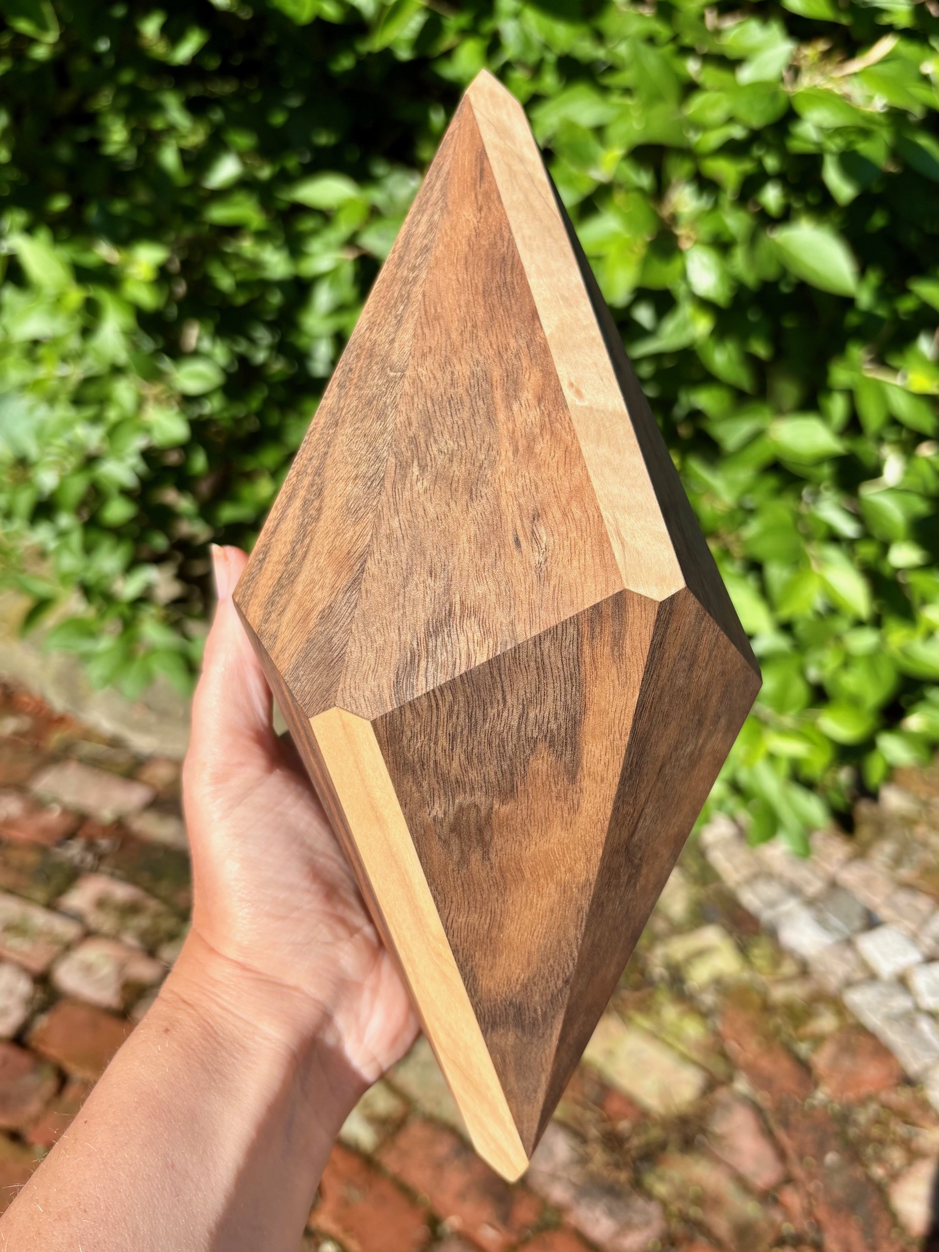 image from Calcite - Scalenohedron with Rhombohedron Faces