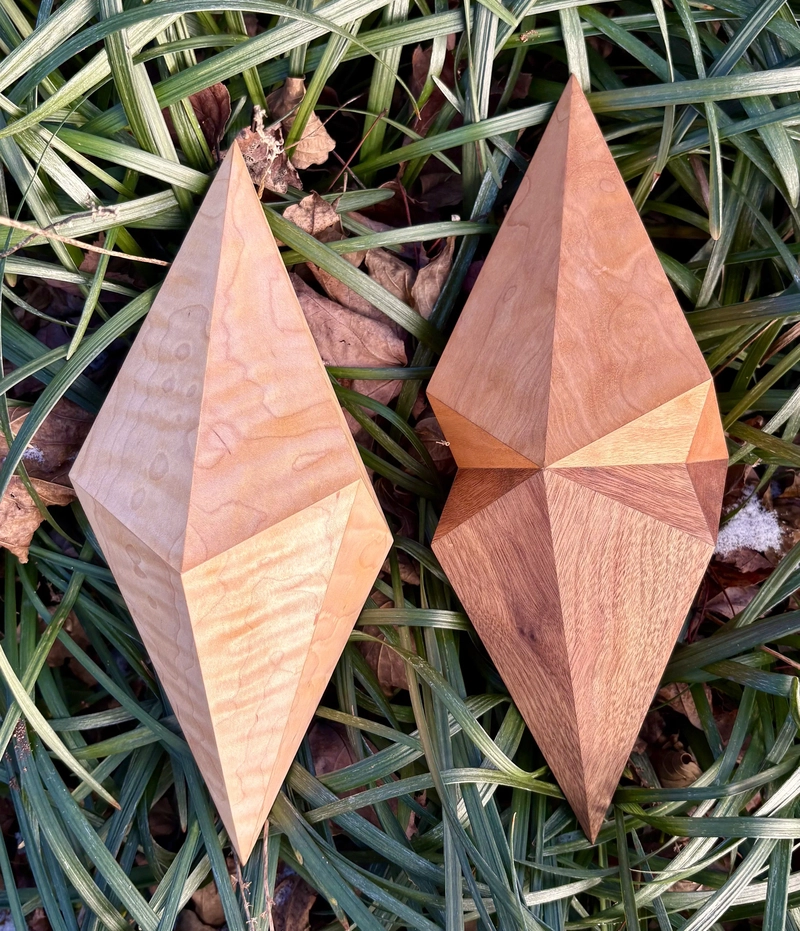 Calcite - Twinned and Untwinned Scalenohedra